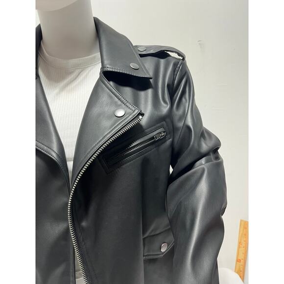 Bar III Faux Leather Moto Jacket Black Petite Small PS NWT - Picture 16 of 16